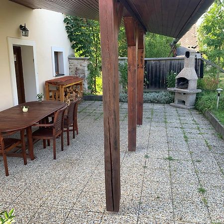 Villa Lypche Bešeňová Exteriör bild