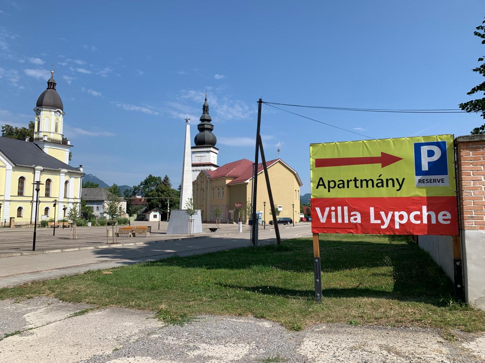 Villa Lypche Bešeňová Exteriör bild
